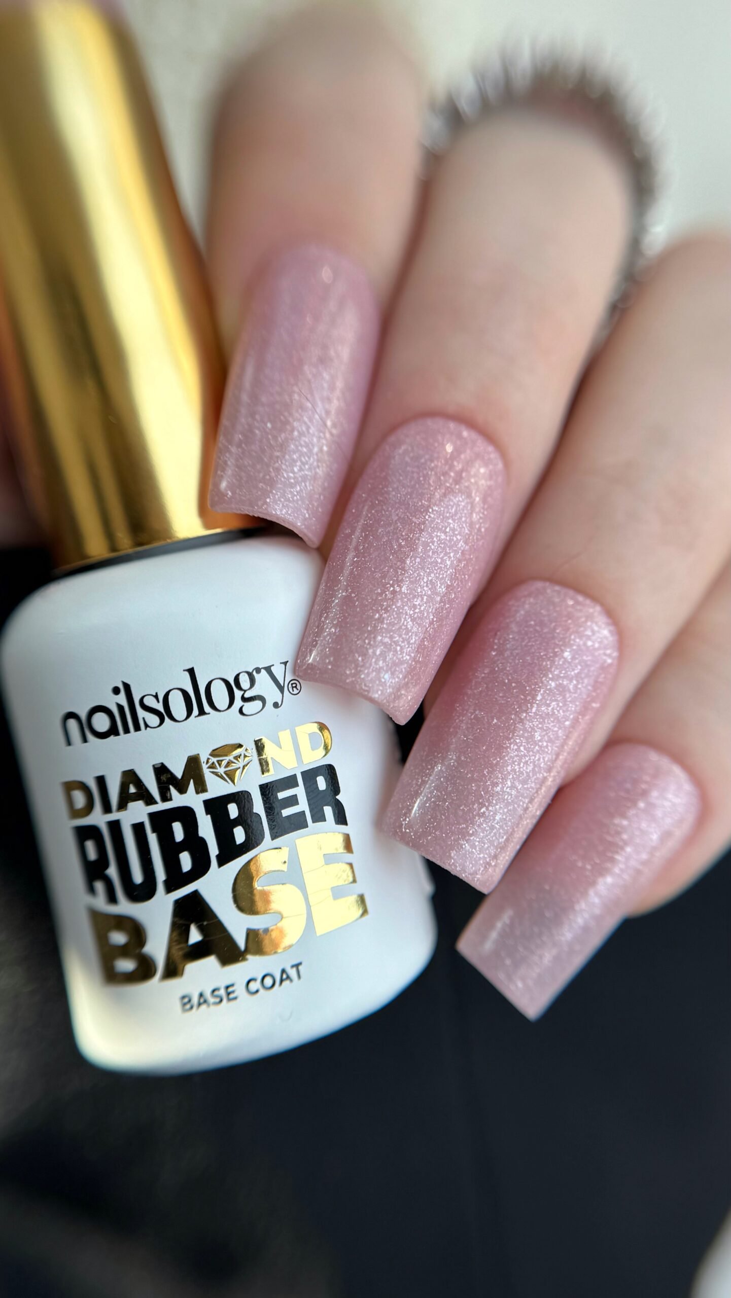 Baza Nailsology DIAMOND RUBBER BASE DB07 Lady Elegance, do paznokci, do lakierów hybrydowych, 8ml - obrazek 2